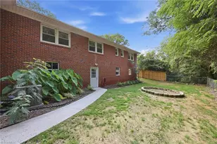 614 Ridgeway Dr, Burlington, NC 27217 - Photo 19