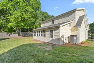 127 Edgedale Ct, Kernersville, NC 27284 - Photo 17