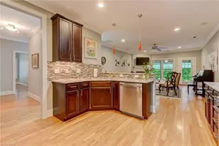 2602 Southern Gates Dr, Greensboro, NC 27410 - Photo 7