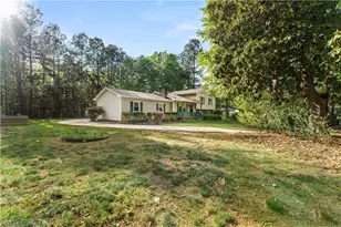 5050 Dailey Store Rd, Burlington, NC 27217 - Photo 9