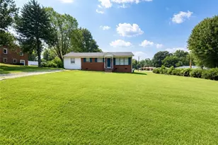 100 Linda Dr, Archdale, NC 27263 - Photo 3