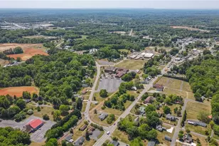 534 E King St, King, NC 27021 - Photo 9