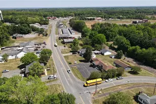 534 E King St, King, NC 27021 - Photo 5