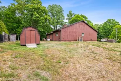 4220 Mae Len Drive, Winston-Salem, NC 27107 - Photo 37