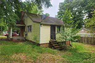 2709 Eastwood Dr, Winston-Salem, NC 27107 - Photo 3