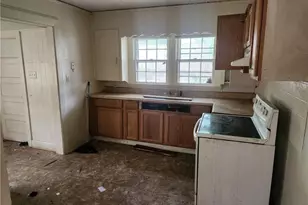 2709 Eastwood Dr, Winston-Salem, NC 27107 - Photo 11
