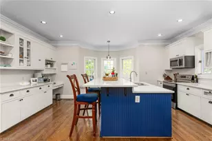 2049 Edgewood Ave, Burlington, NC 27215 - Photo 11