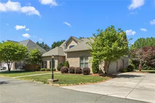 2049 Edgewood Ave, Burlington, NC 27215 - Photo 3