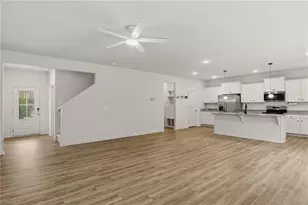 5910 Crossview Dr, Kernersville, NC 27284 - Photo 3