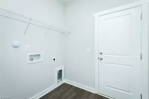 411 E Lee Ave, Yadkinville, NC 27055 - Photo 9