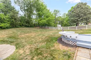 9321 Deer Path Ln, Kernersville, NC 27284 - Photo 27