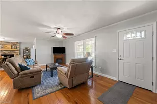 2617 Keck Dr, Burlington, NC 27215 - Photo 5