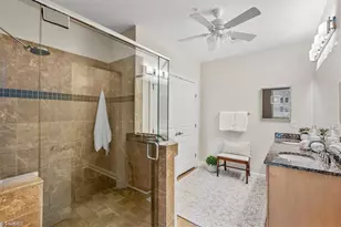 201 N Elm St, Greensboro, NC 27401 - Photo 21