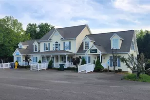 502 S Key St, Pilot Mountain, NC 27041 - Photo 3
