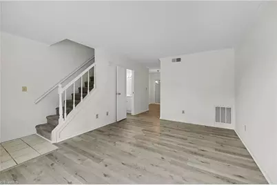 311 Salisbury Street #4, Kernersville, NC 27284 - Photo 7