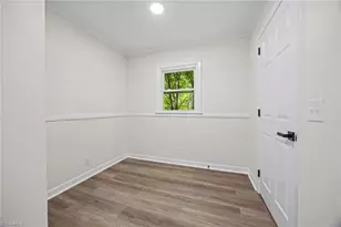 1138 Liberty Dr, Thomasville, NC 27360 - Photo 11