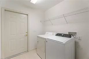 4267 Plantation Ridge Ln, Greensboro, NC 27409 - Photo 11