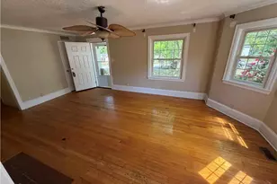 821 Holt Ave, Greensboro, NC 27405 - Photo 7