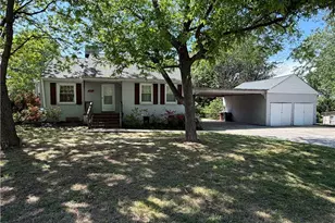 821 Holt Ave, Greensboro, NC 27405 - Photo 3