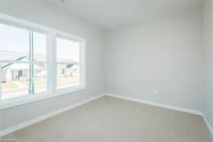 555 Pinnix Rd, Burlington, NC 27217 - Photo 17