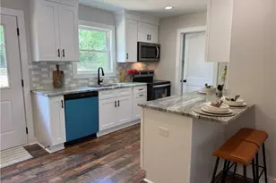 315 Small St, Thomasville, NC 27360 - Photo 5