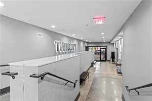 400 W 4th St, Winston-Salem, NC 27101 - Photo 33