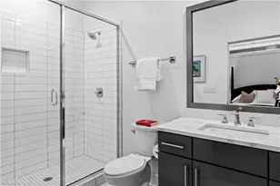 400 W 4th St, Winston-Salem, NC 27101 - Photo 15