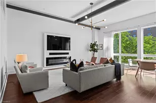 400 W 4th St, Winston-Salem, NC 27101 - Photo 3