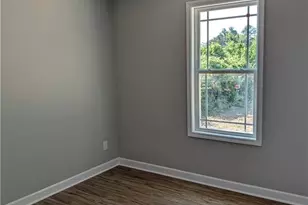 232 Crestwood Cir, High Point, NC 27260 - Photo 11