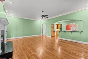 19 Creswell Ct, Greensboro, NC 27407 - Photo 15