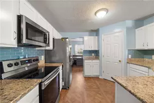 1004 Wyndfall Dr, Kernersville, NC 27284 - Photo 13