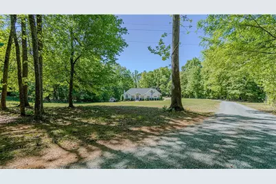 1002 Pleasant Drive, Mebane, NC 27302 - Photo 5