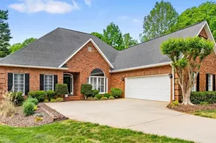 7 Ibis Cir, Greensboro, NC 27455 - Photo 3