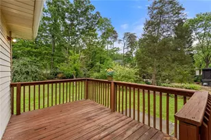 3012 Shamrock Dr, Greensboro, NC 27408 - Photo 41