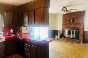 505 Belvue Dr, Mount Airy, NC 27030 - Photo 9