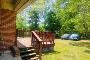 505 Belvue Dr, Mount Airy, NC 27030 - Photo 5