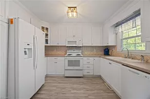 340 Mountain View Rd, King, NC 27021 - Photo 9