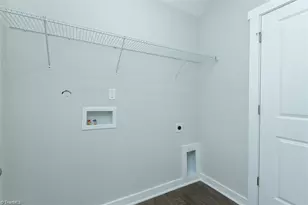 559 Pinnix Rd, Burlington, NC 27217 - Photo 9