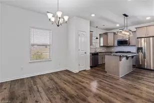 146 Centerpiece Dr, High Point, NC 27265 - Photo 7