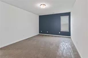 146 Centerpiece Dr, High Point, NC 27265 - Photo 19