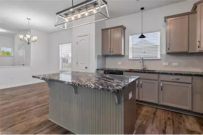 146 Centerpiece Drive, High Point, NC 27265 - Photo 7