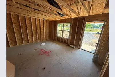 325 Price Street, Eden, NC 27288 - Photo 3