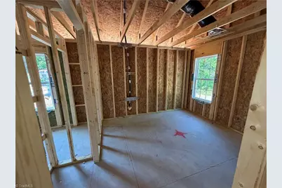 321 Price Street, Eden, NC 27288 - Photo 5