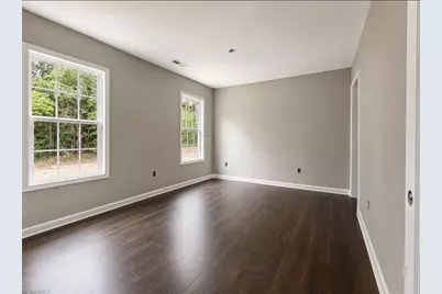 321 Price Street, Eden, NC 27288 - Photo 7
