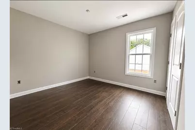 321 Price Street, Eden, NC 27288 - Photo 9