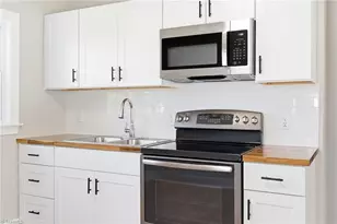 510 Delaware Ave, Burlington, NC 27217 - Photo 9