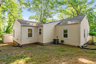3002 Taliaferro Rd, Greensboro, NC 27408 - Photo 35