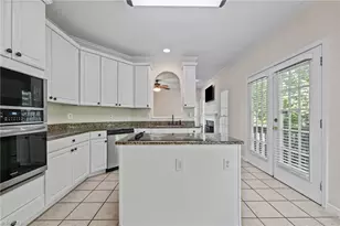 3240 Cheswick Dr, Greensboro, NC 27410 - Photo 11