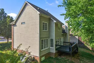 3240 Cheswick Dr, Greensboro, NC 27410 - Photo 31