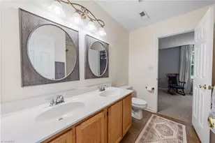 710 Riverwood Dr, Lexington, NC 27292 - Photo 13
